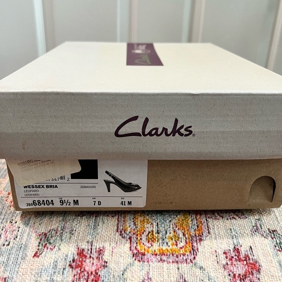 Clarks Wesswx Bria Leopard Peep Toe Slingback Pumps sz 9.5 - Picture 2 of 6